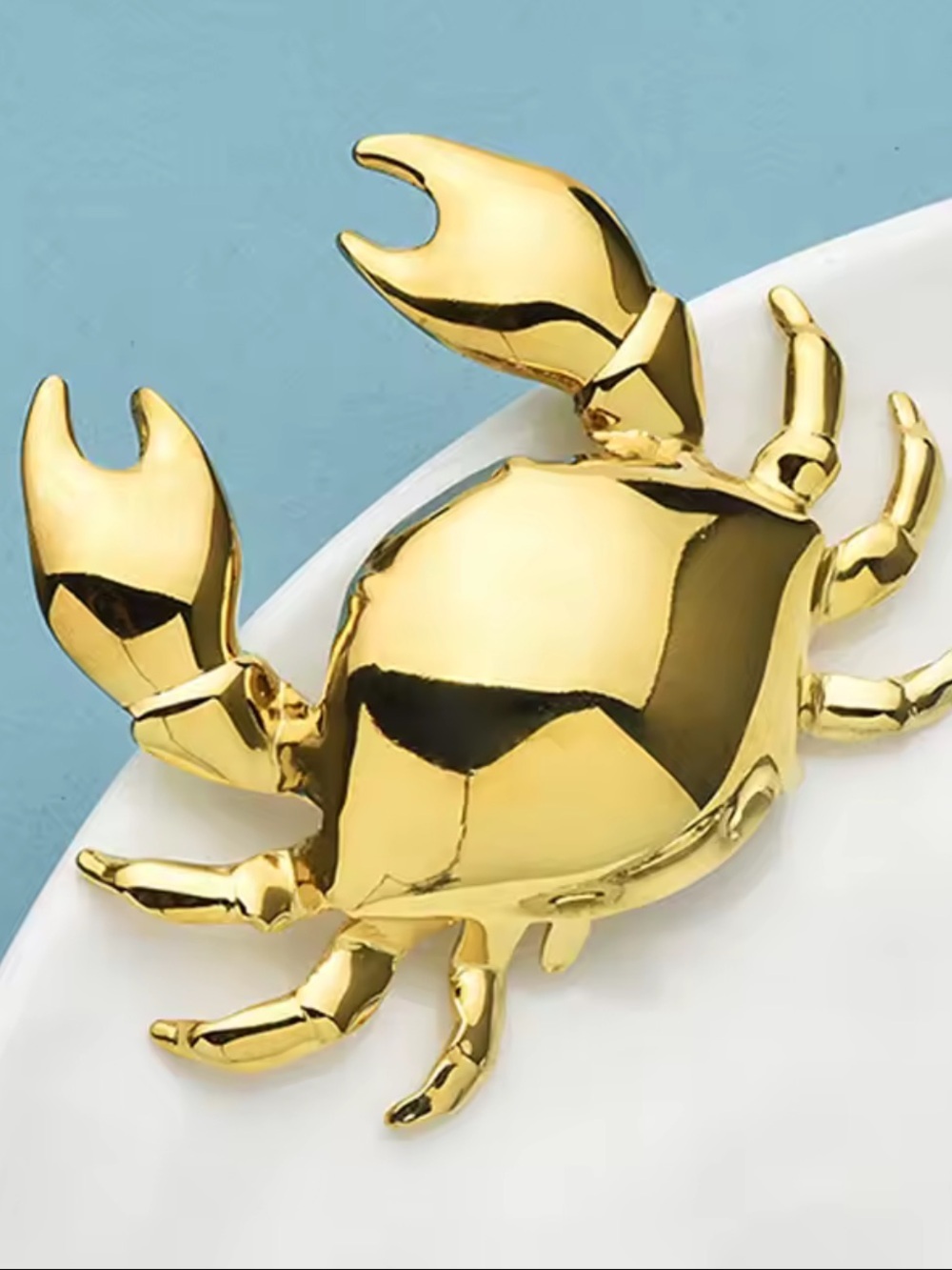 Cute Gold Crab Brooch